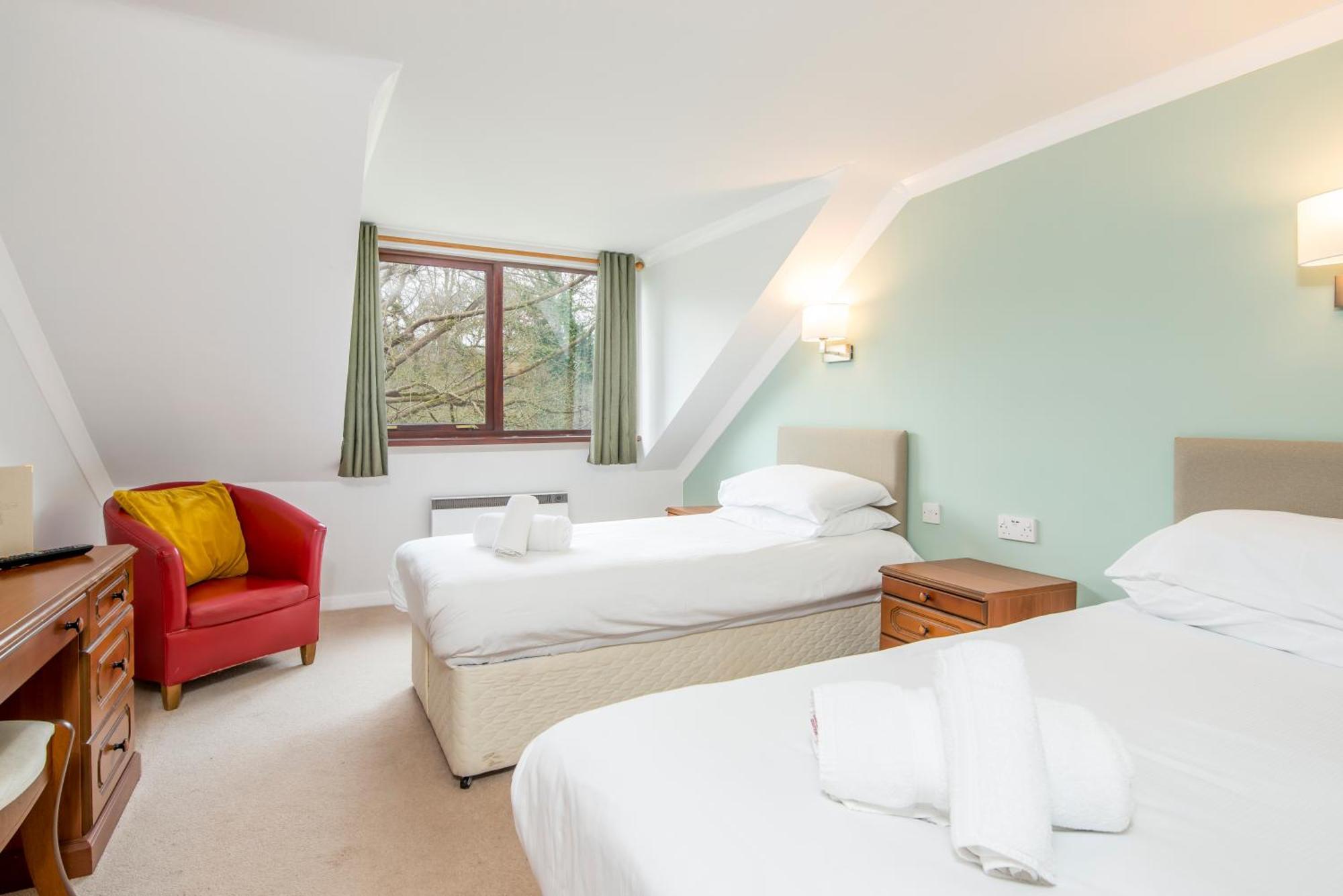 Trewern Arms Hotel Nevern Extérieur photo